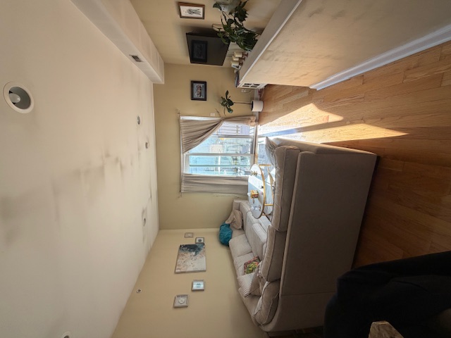 827 Corinthian Ave. - 3